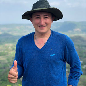 Meet your Posher, Cristian